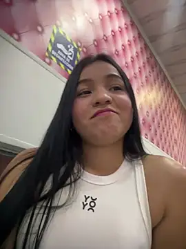 SophyAdams online show from 05.19.26