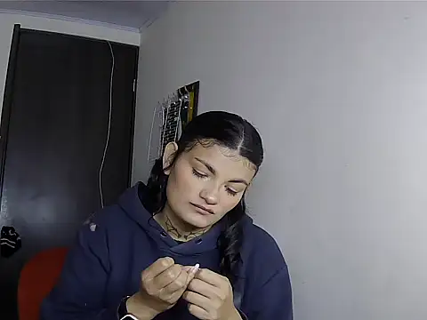 xoxo Gotic online show from 02.24.26