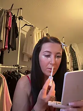 Snapshot of PinkVelvetx chatting on 02.19.26 PinkVelvetx online show from 02.19.26