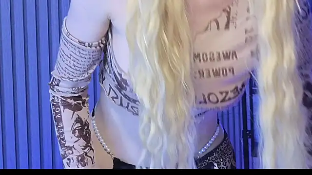 KarmaArms online show from 04.18.26