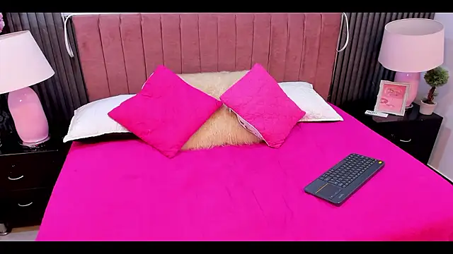 Emily  Stef online show from 03.06.26