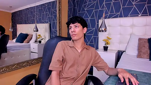 LeoFeniix online show from 03.06.26