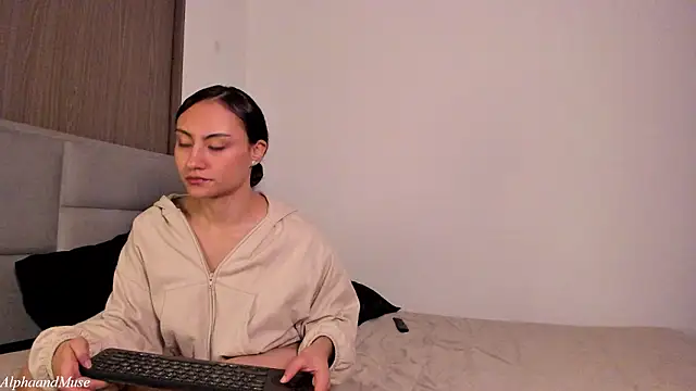 Snapshot of alphaandmuse chatting on 03.02.26 alphaandmuse online show from 03.02.26