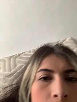 Candy Lennon online show from 03.03.26