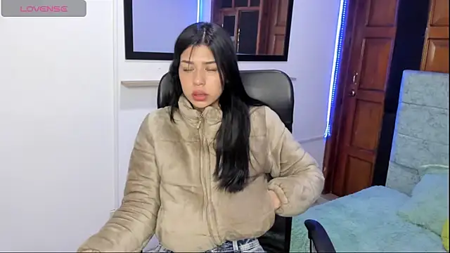 Snapshot of Aysha_winxs chatting on 02.28.26 Aysha winxs online show from 02.28.26