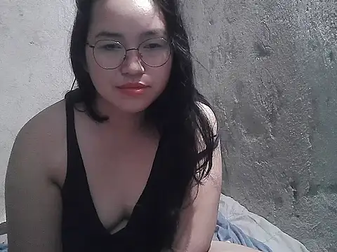 wildchinita00 online show from 04.19.26