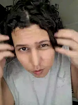 Snapshot of Monteszo chatting on 07.29.26 Monteszo online show from 07.29.26