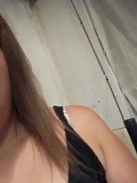 CamiliLuna online show from 04.13.26