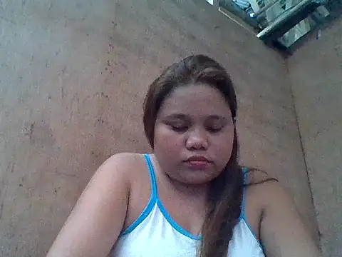 Snapshot of sweetlyn31 chatting on 06.05.26 sweetlyn31 online show from 06.05.26