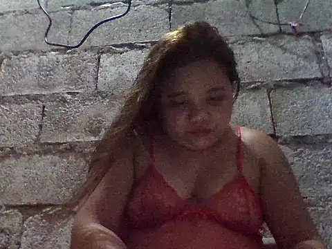 Snapshot of sweetlyn31 chatting on 06.14.26 sweetlyn31 online show from 06.14.26