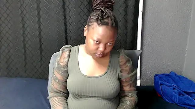 Snapshot of CrazeAss chatting on 05.17.26 CrazeAss online show from 05.17.26
