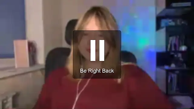 TomikoPfau online show from 04.19.26