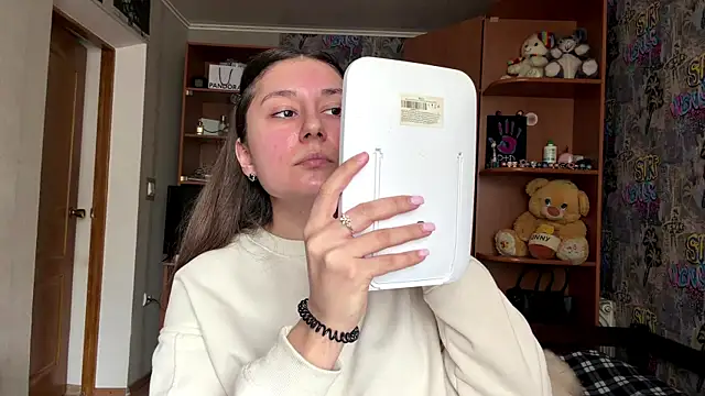 poly princess online show from 03.31.26