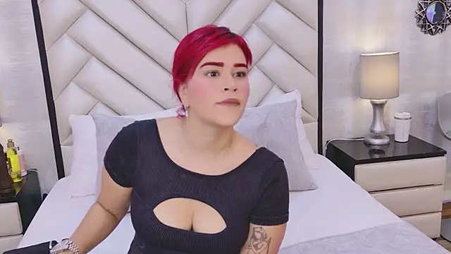 CherryTayloor online show from 04.17.26