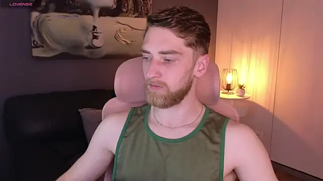 Snapshot of Dexter_Raze chatting on 06.17.26 Dexter Raze online show from 06.17.26
