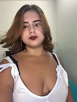 Snapshot of Lilithgomez_ chatting on 03.12.26 Lilithgomez online show from 03.12.26