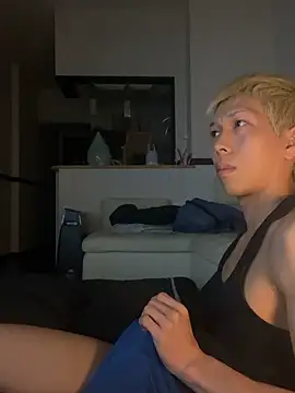 Snapshot of Yumemiru-k chatting on 05.08.26 Yumemiru-k online show from 05.08.26