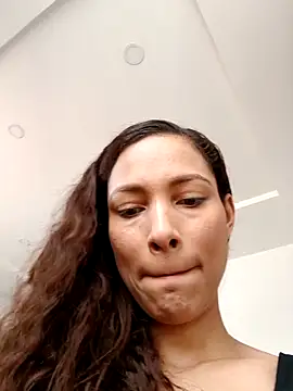 Snapshot of ScarletthSmith chatting on 03.04.26 ScarletthSmith online show from 03.04.26