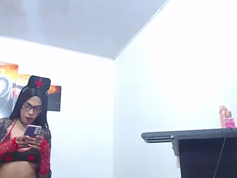 Snapshot of cellesthee chatting on 02.25.26 cellesthee online show from 02.25.26