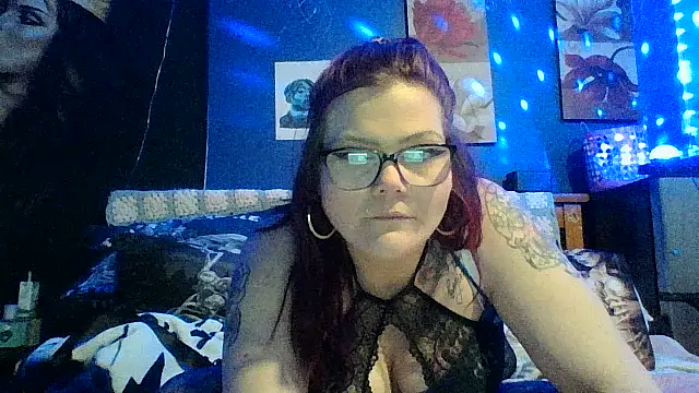 Snapshot of Sexymilf6992 chatting on 03.18.26 Sexymilf6992 online show from 03.18.26