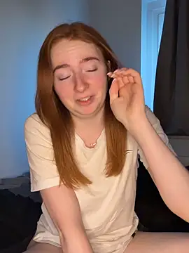 HoneyBunny18 online show from 04.20.26