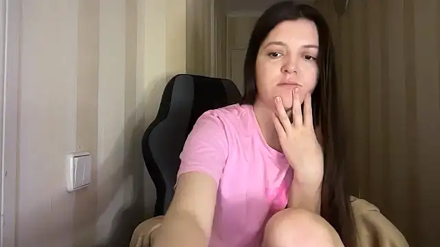 Eloise Pattie online show from 03.17.26