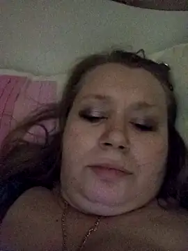 Snapshot of KiraStanton chatting on 02.27.26 KiraStanton online show from 02.27.26