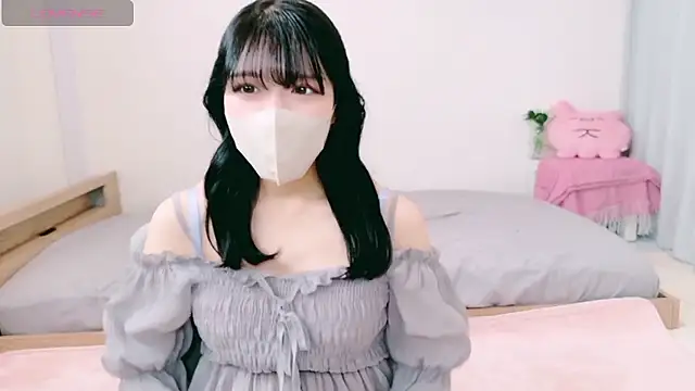 natsuka-chan online show from 04.11.26