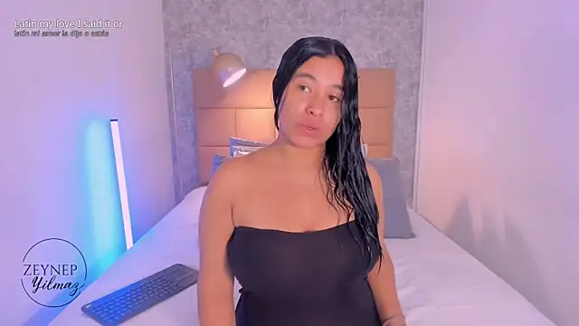 ZeynepYilmaz online show from 04.18.26