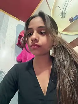 Snapshot of its_anuuu chatting on 02.28.26 its anuuu online show from 02.28.26