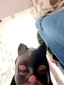 halii21 online show from 04.17.26