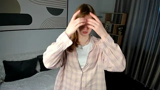 Snapshot of ShantaeClaybourn chatting on 03.04.26 ShantaeClaybourn online show from 03.04.26