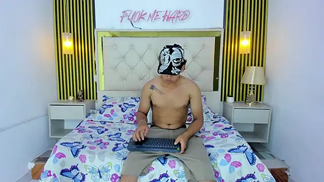 Axel Monroe online show from 02.28.26