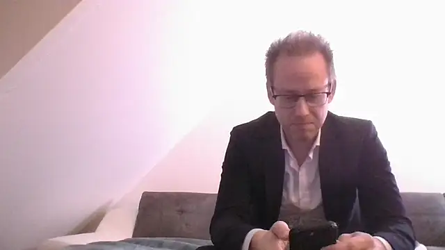 Snapshot of Lost_in_lace chatting on 03.03.26 Lost in lace online show from 03.03.26