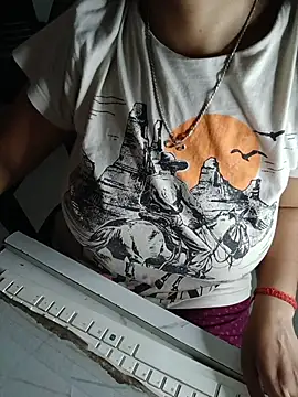 Queenlipx online show from 04.19.26