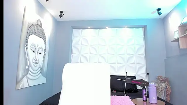 EXTRAHORNYNINA online show from 03.03.26