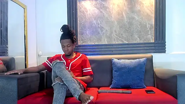 Latins on fire online show from 04.13.26