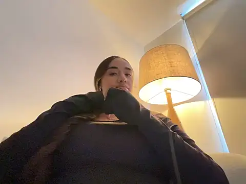 Snapshot of Eyssha chatting on 02.22.26 Eyssha online show from 02.22.26