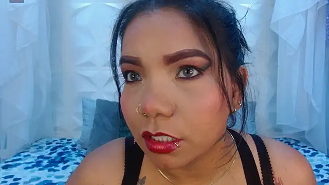 Elizabeth Suan  online show from 03.26.26