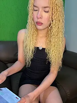 Snapshot of loirinha_atrevida chatting on 03.03.26 loirinha atrevida online show from 03.03.26