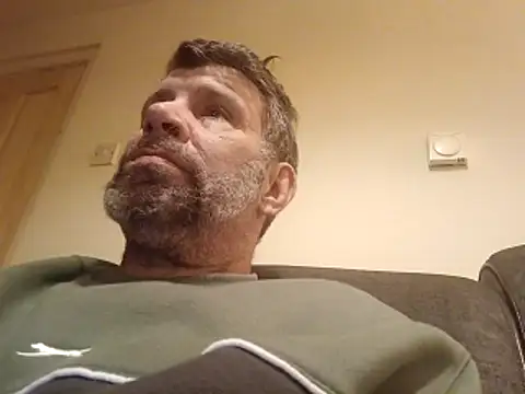 stud2512 online show from 04.06.26