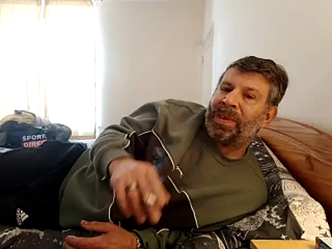 stud2512 online show from 04.16.26