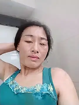 lris-Beauty77 online show from 04.08.26