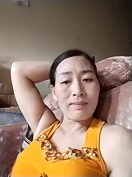 lris-Beauty77 online show from 04.17.26