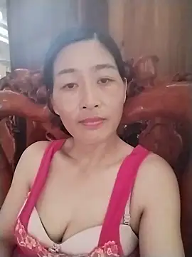 lris-Beauty77 online show from 06.18.26