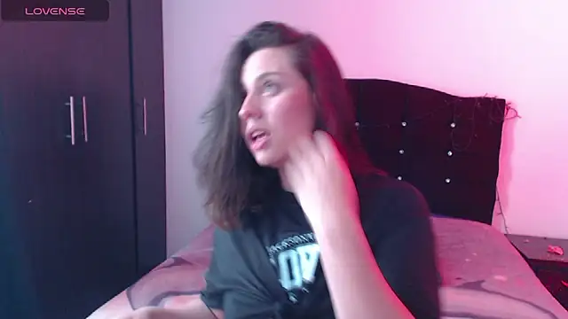 Ana  arms online show from 02.24.26