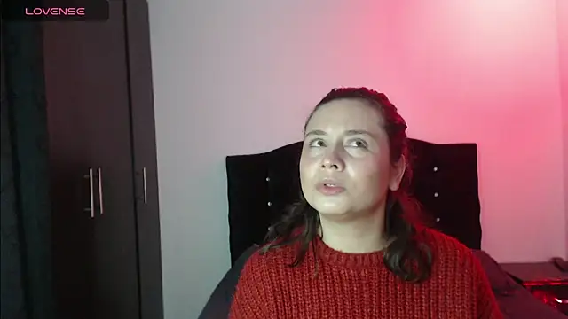 Ana  arms online show from 04.13.26