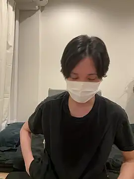 Snapshot of hiroa__ chatting on 06.06.26 hiroa online show from 06.06.26