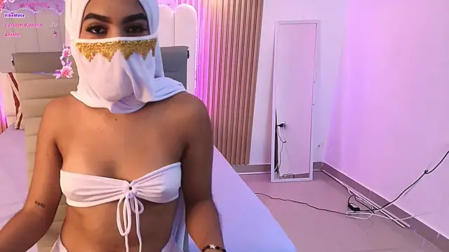 Snapshot of allyson_nahid chatting on 02.21.26 allyson nahid online show from 02.21.26