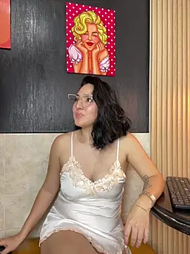 Snapshot of DALIILA_ chatting on 03.02.26 DALIILA online show from 03.02.26